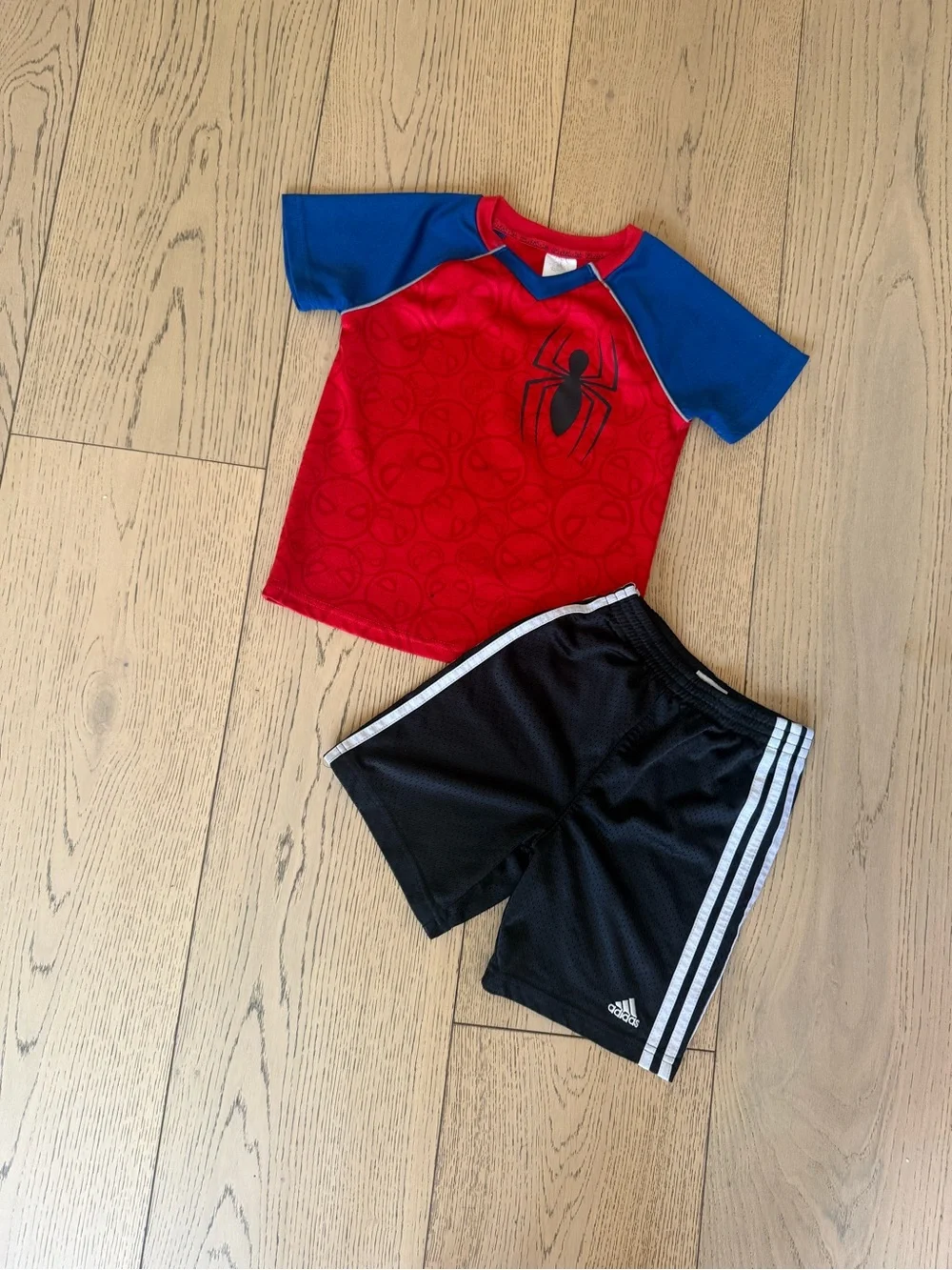Disney Spiderman Shirt with Black Adidas classic striped Shorts